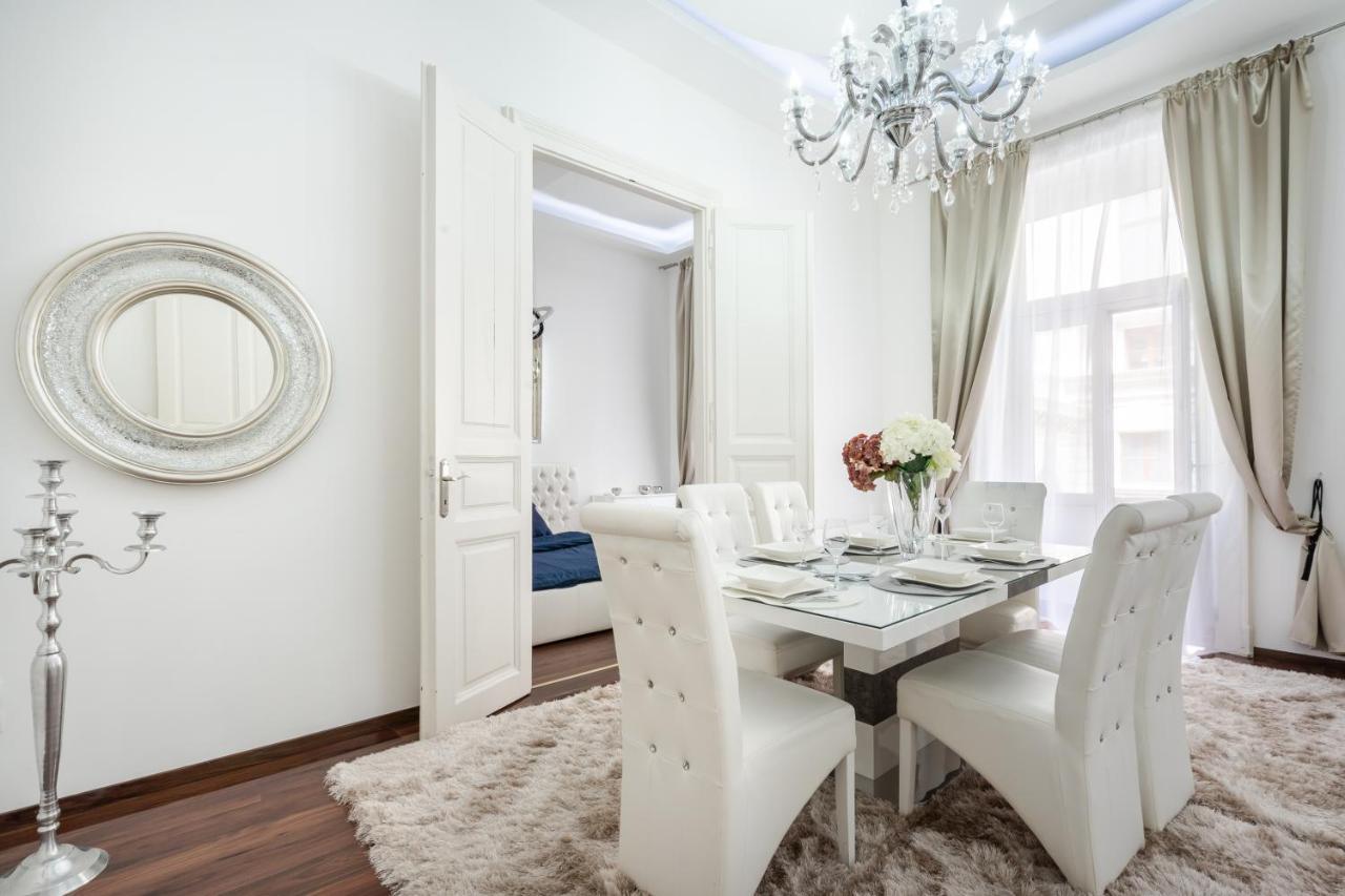 Opera Balkony Luxury Apartment With Free Parking Будапешт Екстер'єр фото